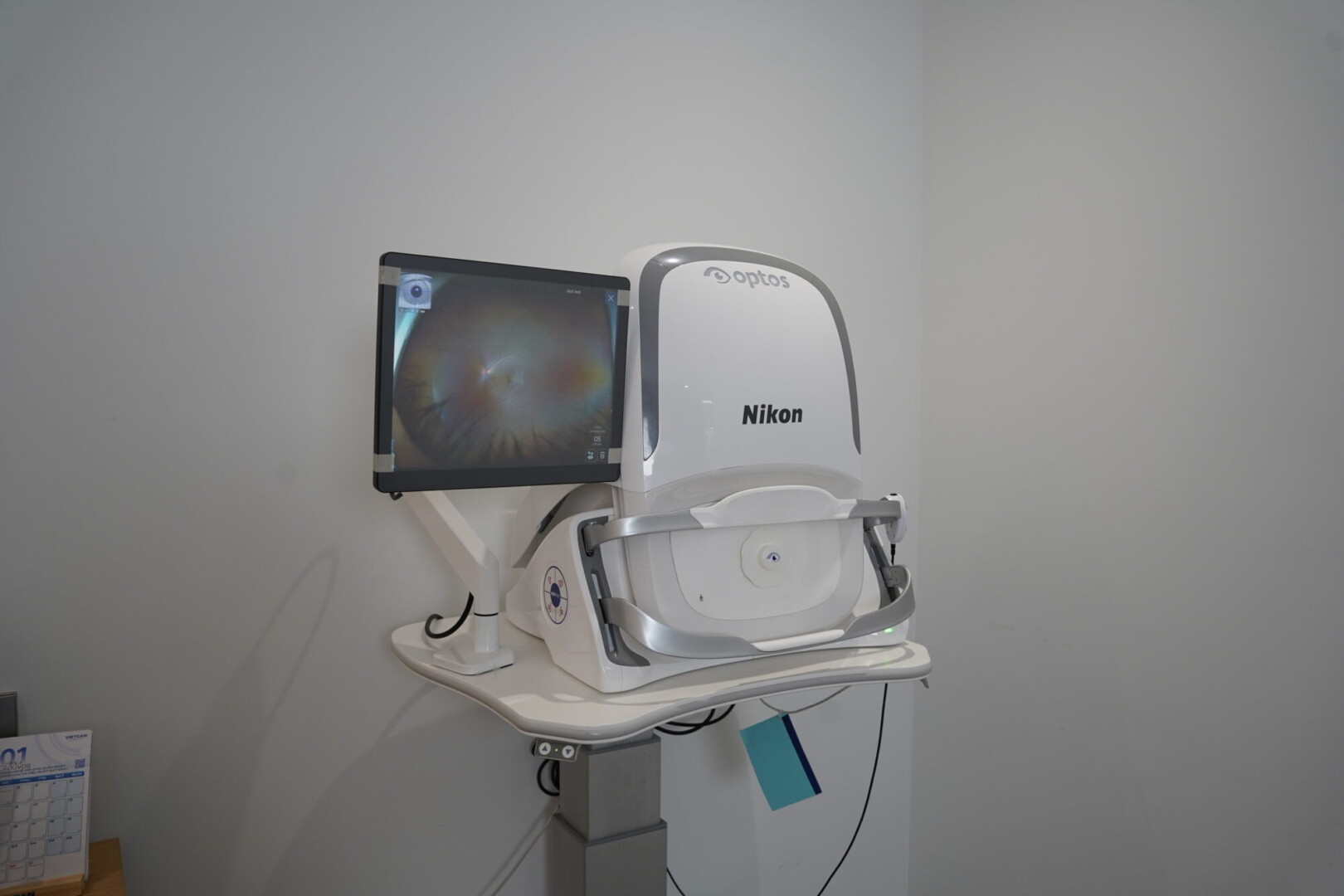 Máy Optos California – Công Nghệ Chụp Ảnh Đáy Mắt Hiện Đại Nhất Hiện Nay