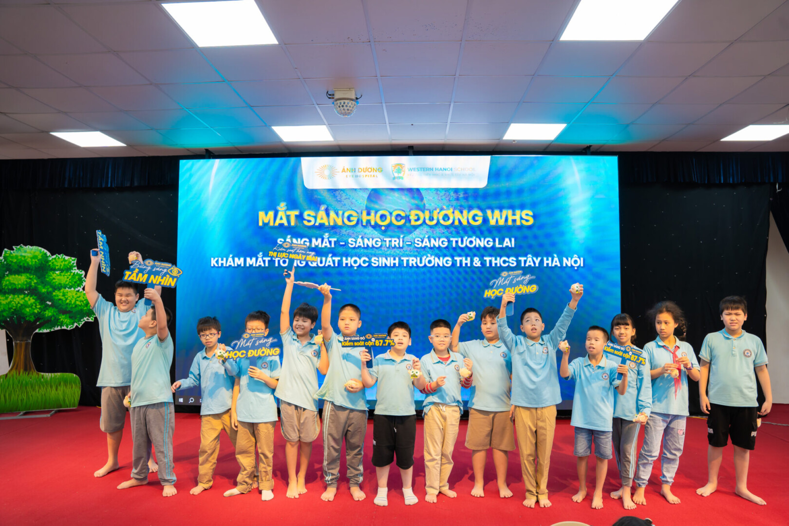 SÁNG MẮT – SÁNG TRÍ CÙNG HỌC SINH TRƯỜNG TIỂU HỌC TÂY HÀ NỘI