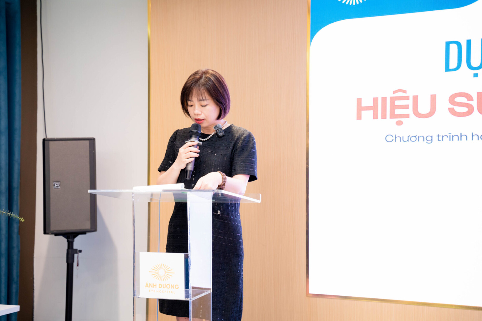 Đại diện Bệnh viện Mắt Ánh Dương phát biểu tại sự kiện