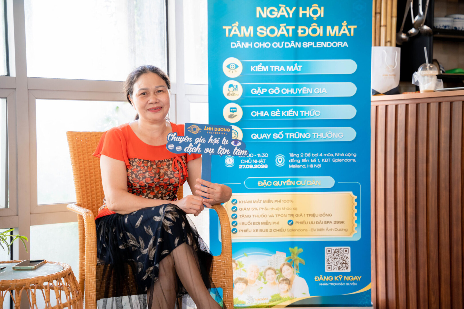 Cư dân Splendora hào hứng tham gia hoạt động chăm sóc mắt và quay số may mắn tại Eye Fest 2026